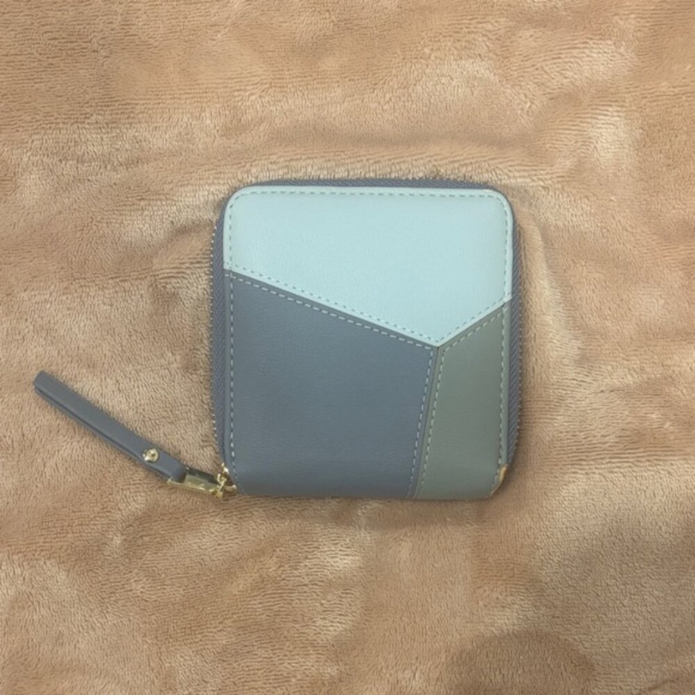 Nicole Bonnie | Elegant Women's Zip Wallet in Gray and Blue